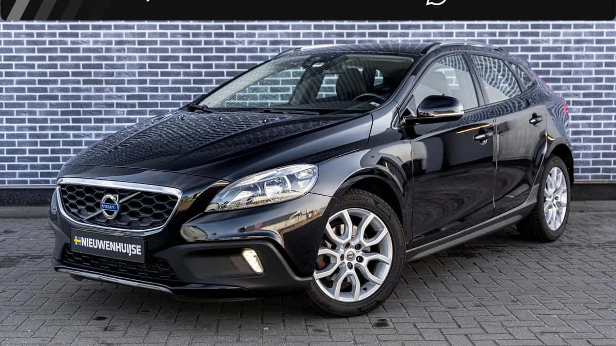 Volvo V40 — foto 1