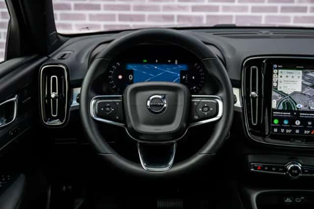 Volvo XC40 (2026) thumbnail 3