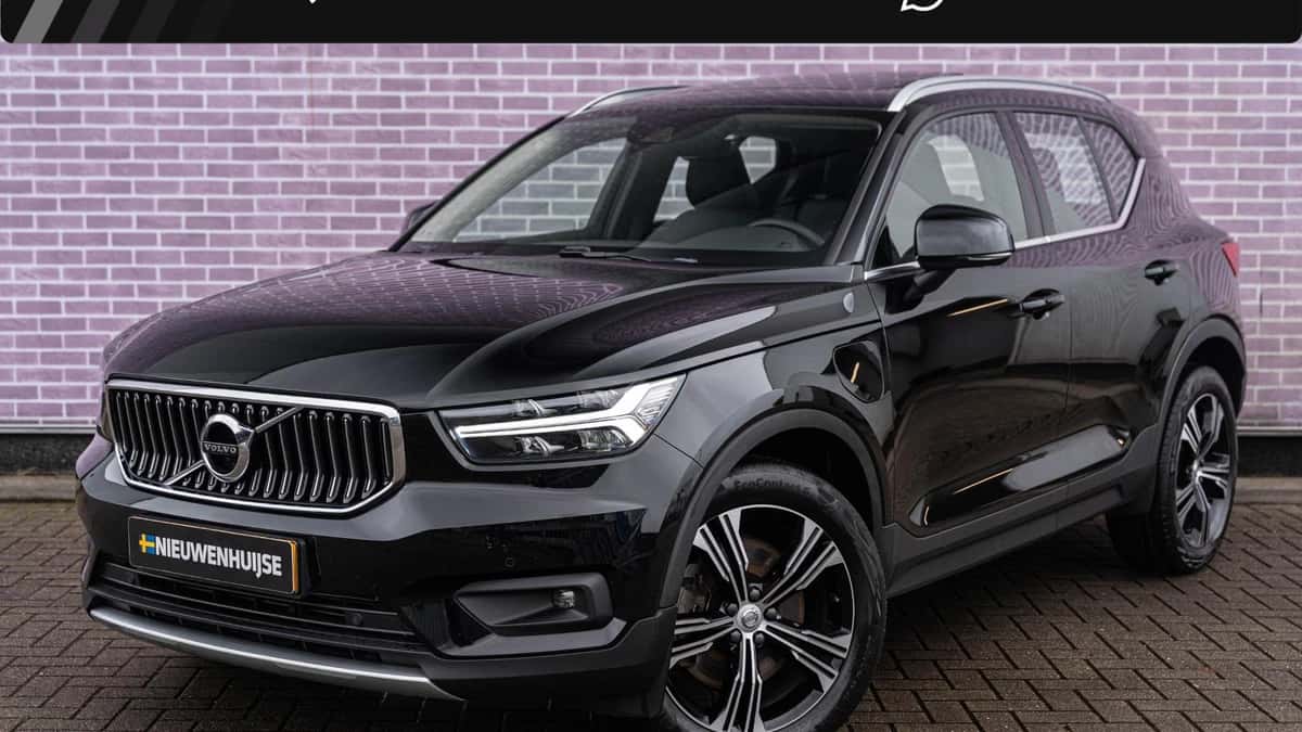Volvo XC40 — foto 1