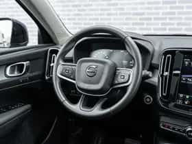 Volvo XC40 thumbnail 27