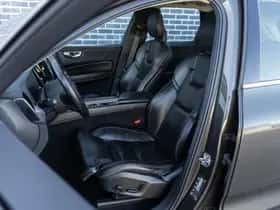 Volvo XC60 thumbnail 18