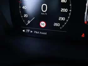 Volvo XC60 thumbnail 32