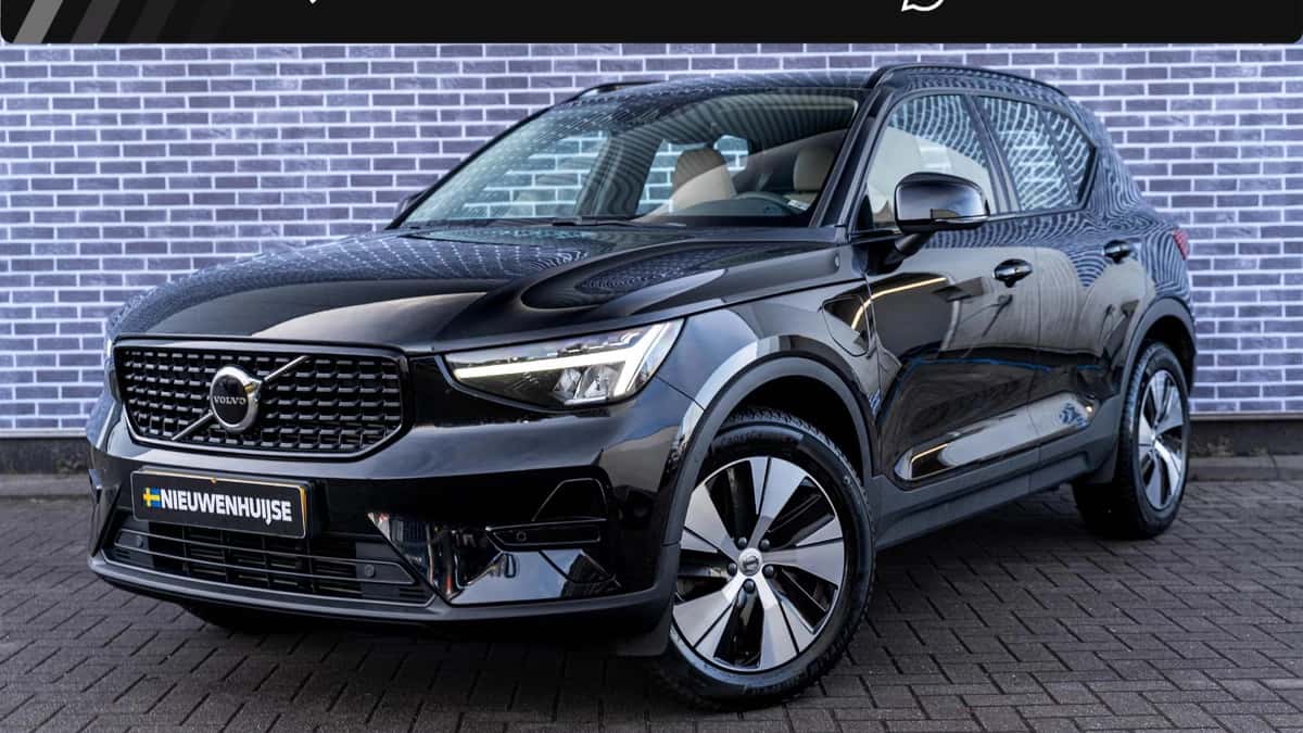 Volvo XC40 — foto 1