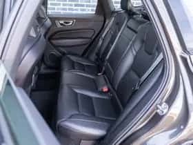 Volvo XC60 thumbnail 18