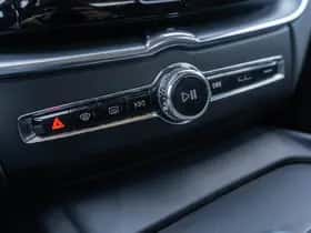 Volvo XC60 thumbnail 23