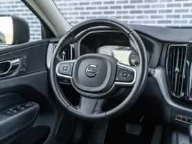 Volvo XC60 thumbnail 30