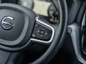 Volvo XC60 thumbnail 32