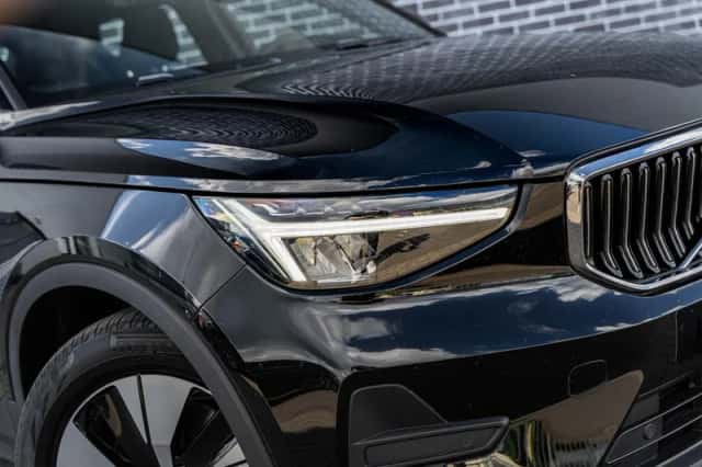 Volvo XC40 (2022) thumbnail 5