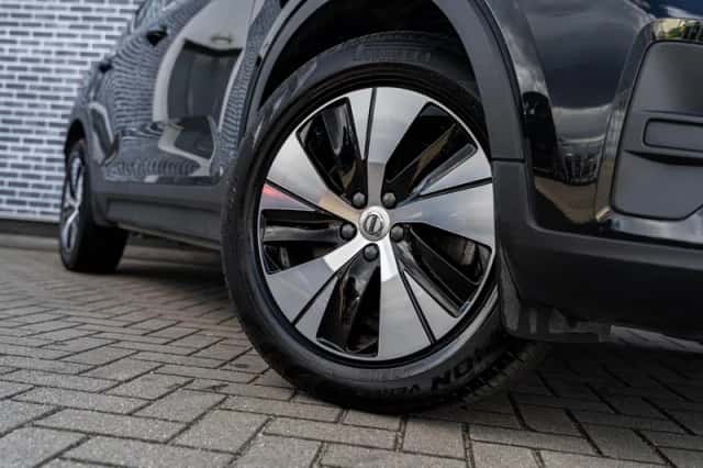Volvo XC40 (2022) thumbnail 6