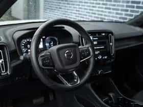 Volvo XC40 thumbnail 17