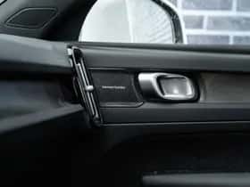 Volvo XC40 thumbnail 22