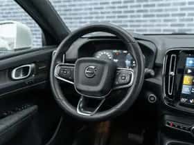 Volvo XC40 thumbnail 24