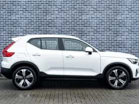 Volvo XC40 thumbnail 7