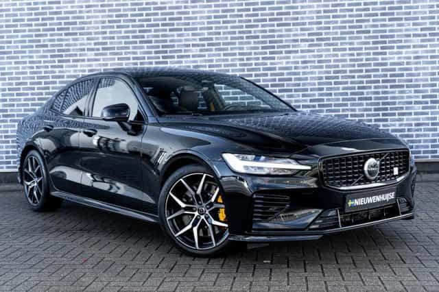 Volvo S60 (2023) thumbnail 3