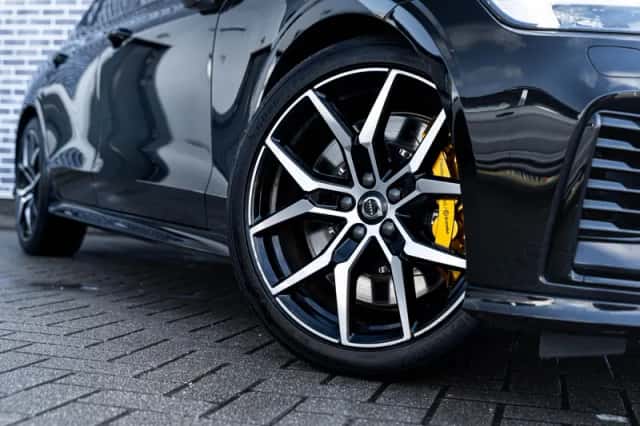 Volvo S60 (2023) thumbnail 4