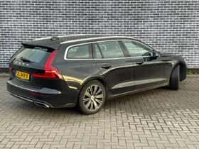 Volvo V60 thumbnail 2