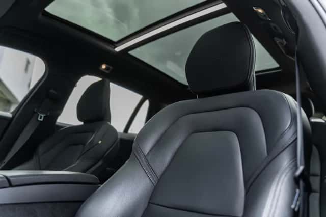 Volvo V60 (2019) thumbnail 5