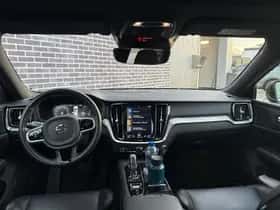Volvo V60 thumbnail 5