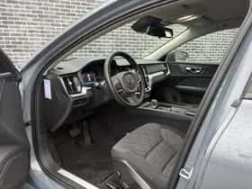 Volvo V60 thumbnail 6