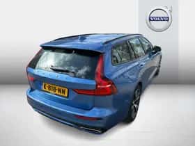 Volvo V60 (2021) thumbnail 3