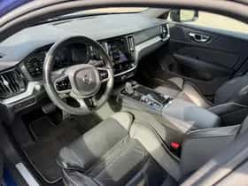 Volvo V60 (2021) thumbnail 5