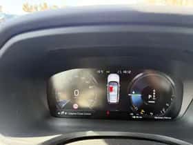 Volvo V60 (2021) thumbnail 9