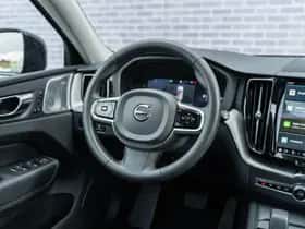 Volvo XC60 thumbnail 30