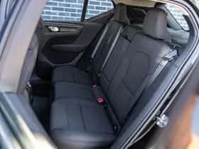 Volvo XC40 thumbnail 18