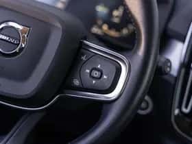 Volvo XC40 thumbnail 23