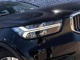 Volvo XC40 thumbnail 4