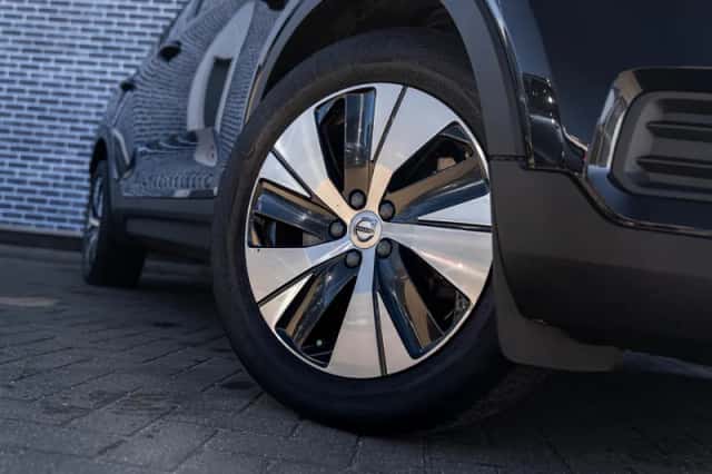 Volvo XC40 (2021) thumbnail 5