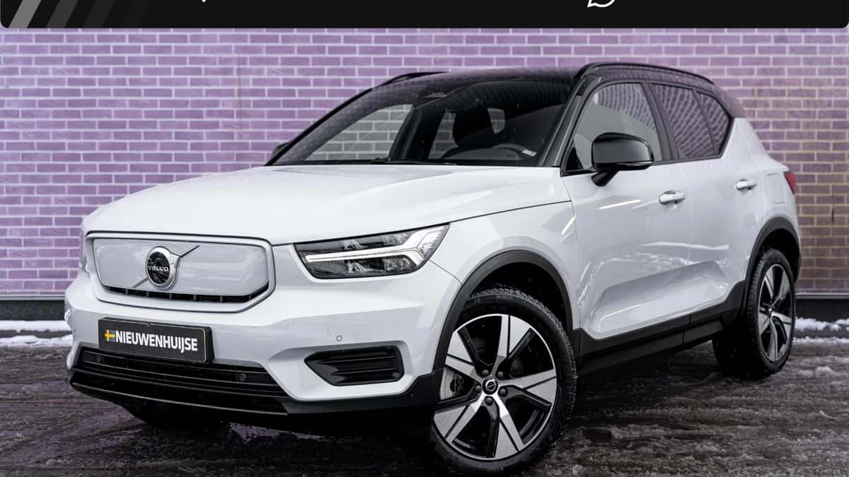 Volvo XC40 — foto 1