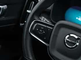 Volvo XC40 thumbnail 24