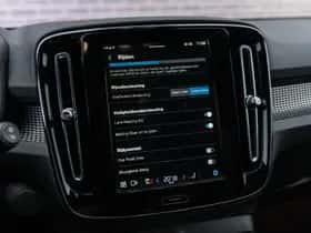 Volvo XC40 thumbnail 38