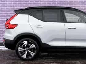 Volvo XC40 thumbnail 8