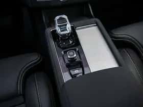 Volvo XC90 thumbnail 23
