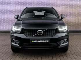 Volvo XC40 thumbnail 2