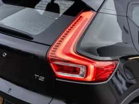 Volvo XC40 thumbnail 18