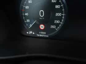 Volvo XC40 thumbnail 32