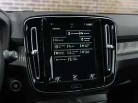 Volvo XC40 thumbnail 38