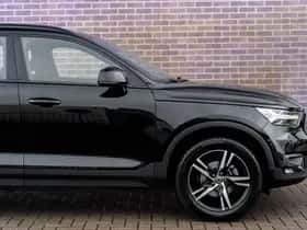 Volvo XC40 thumbnail 9