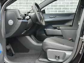 Volvo EX30 thumbnail 10