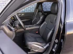 Volvo XC60 thumbnail 17