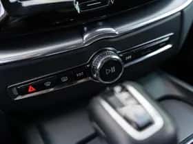 Volvo XC60 thumbnail 35