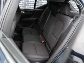 Volvo XC40 thumbnail 17