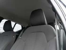 Volvo XC40 thumbnail 18