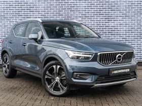 Volvo XC40 thumbnail 3
