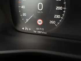 Volvo XC40 thumbnail 25