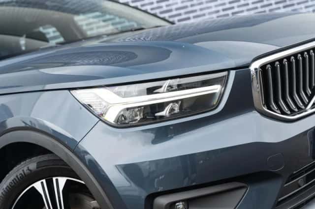 Volvo XC40 (2020) thumbnail 4