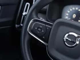 Volvo XC40 thumbnail 24